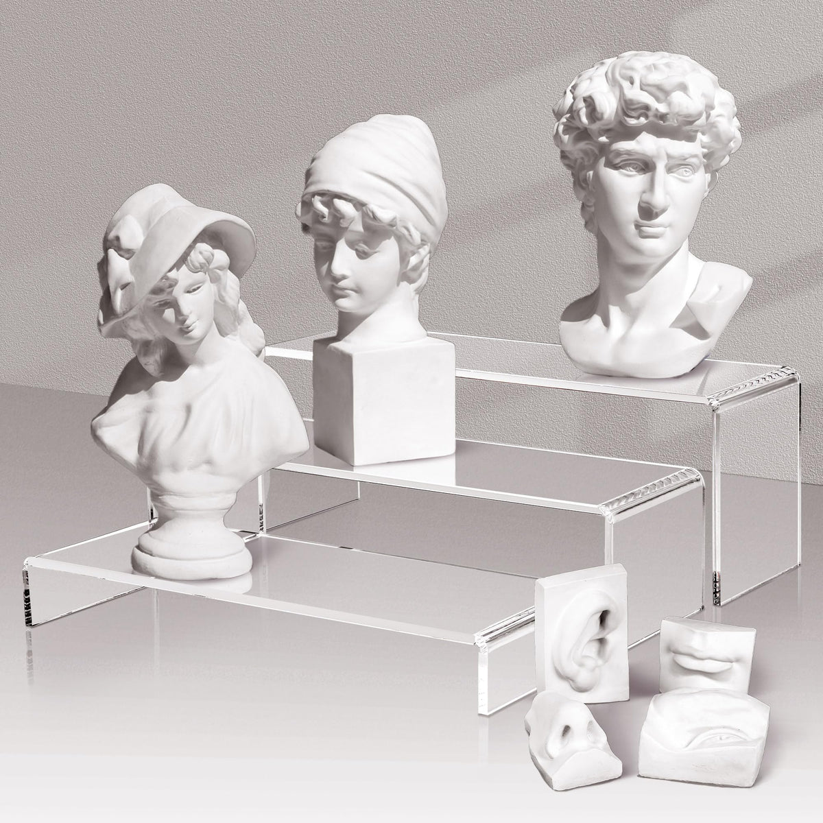 LFTYTUO desktop display for figures and jewelry keeps items accessible