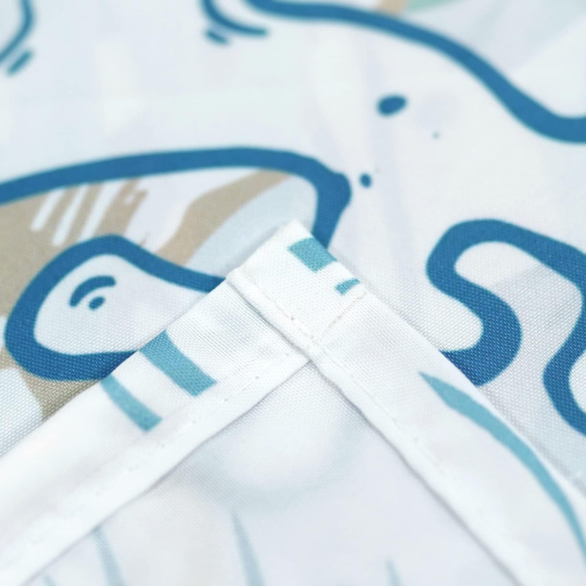 Lifeella top metal grommets ensure durable, tear-resistant hanging.