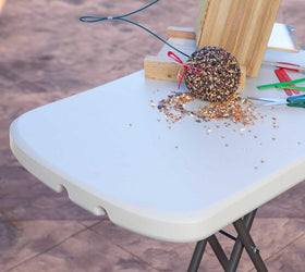 LIFETIME 80251 suitable for both indoor and outdoor use.
