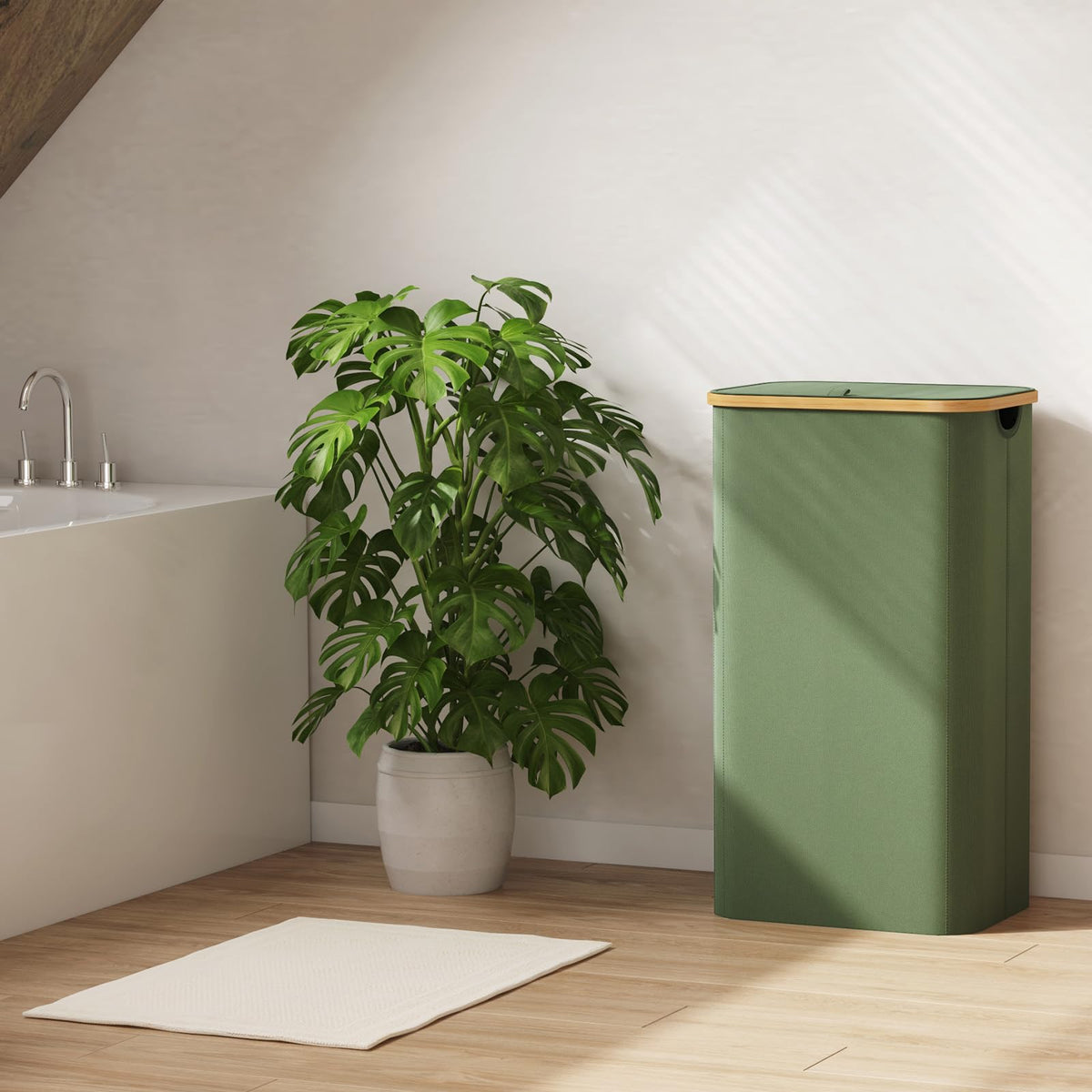 Lid on Lifewit basket helps contain odors between washes
