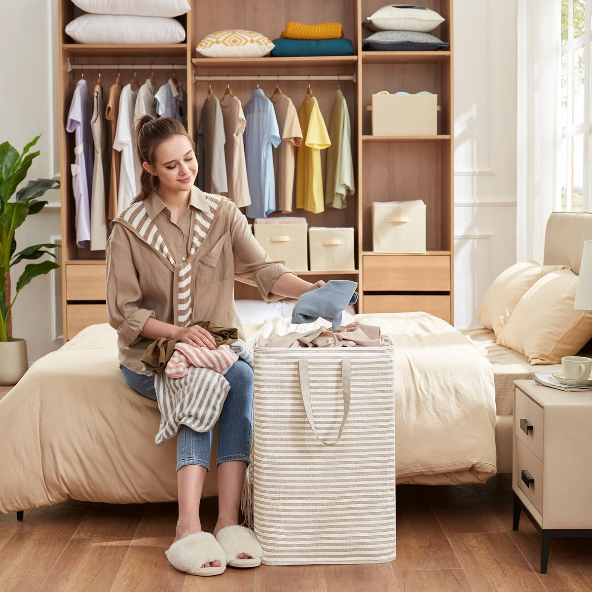 Lifewit basket suitable for dorm rooms and travel organization