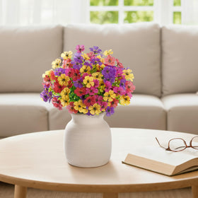 Lifewit outdoor daisies arranged in a vase for decor use.