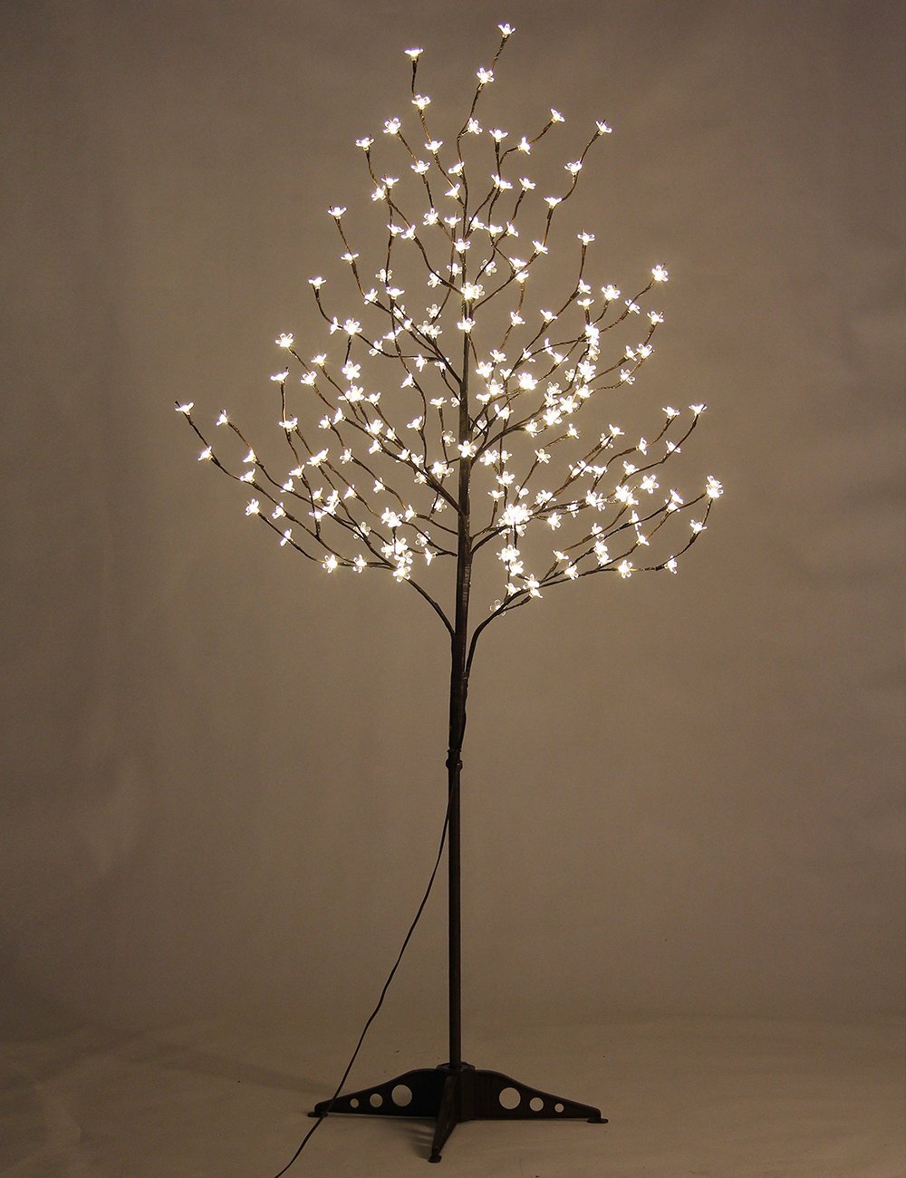 Close-up of 208 warm white LED blossoms on Lightshare tree