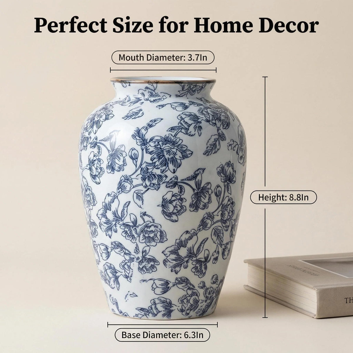Liiusgelad Delft blue vase with flowers display, perfect for table centerpieces.