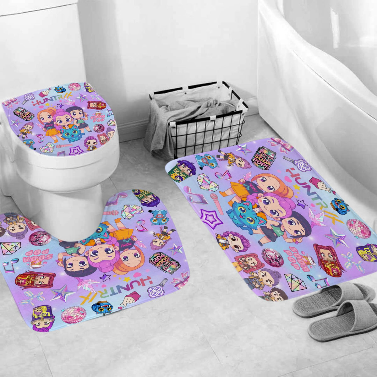 LIN&BABAY toilet lid cover adds color and a soft touch to any bathroom.