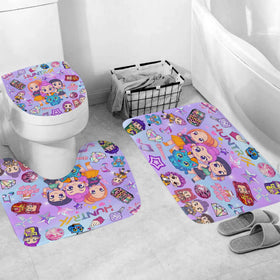 LIN&BABAY toilet lid cover adds color and a soft touch to any bathroom.