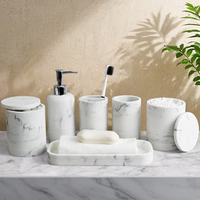 LIN CHUAN toothbrush holder adds neat storage for daily brushing routines