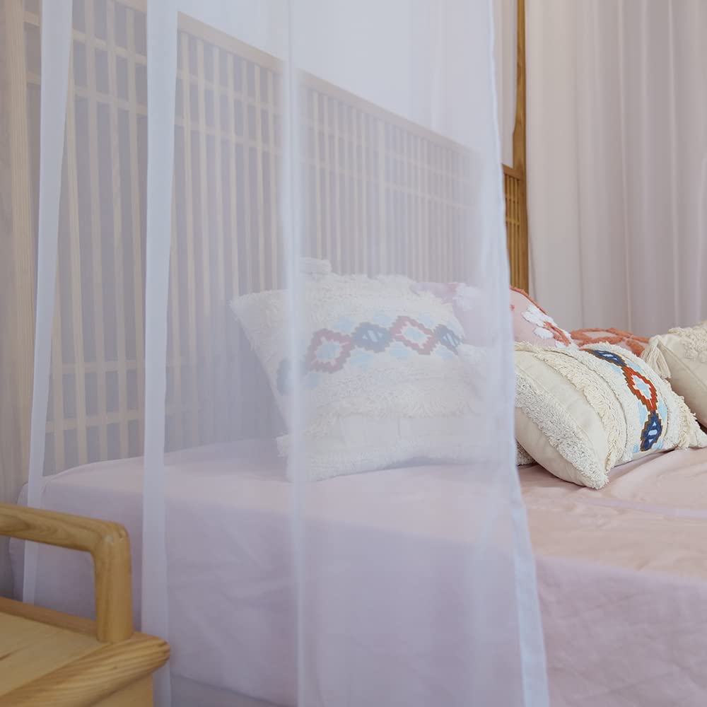 Linentalks eight panel set designed to fit various canopy bed sizes.