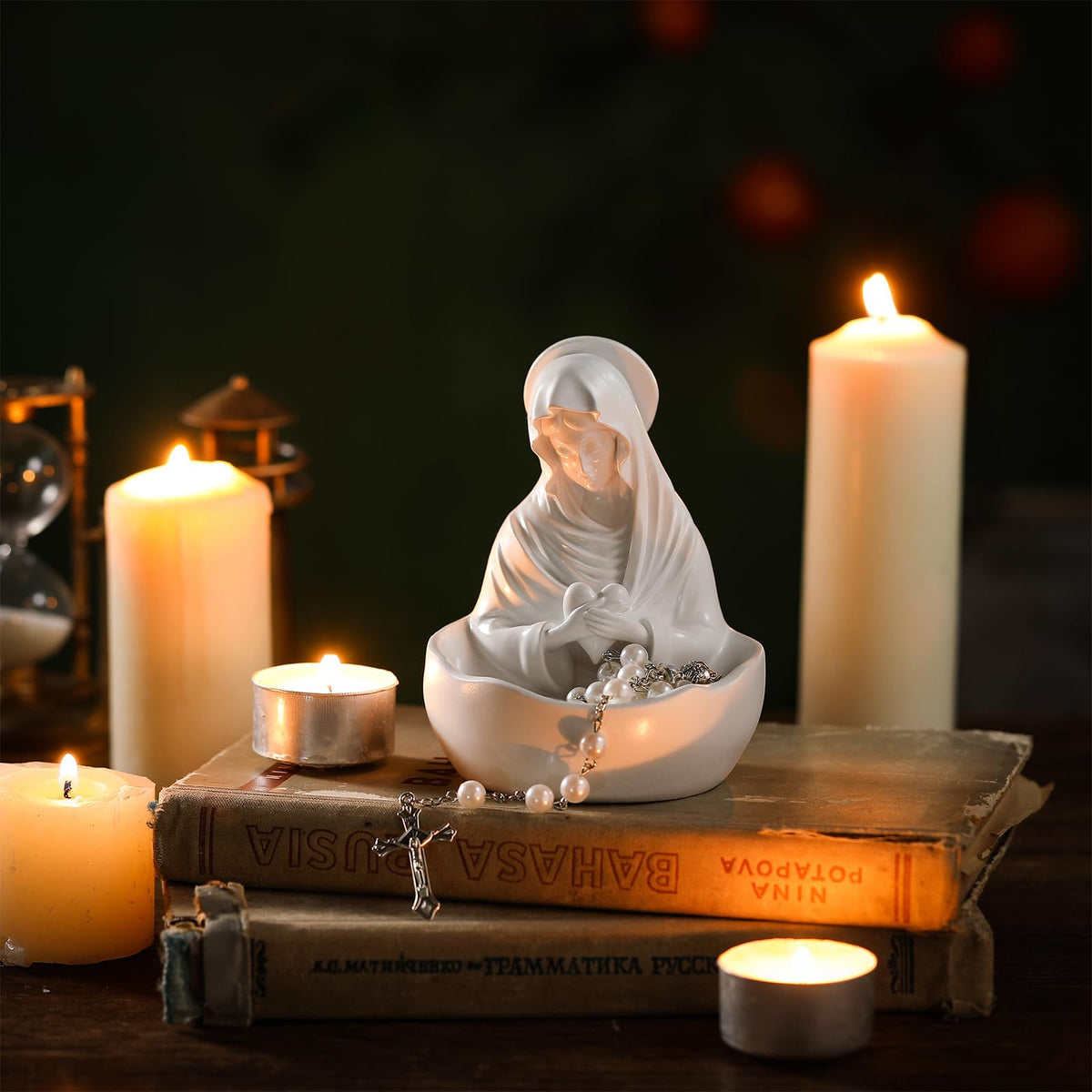 Lineshading 5-inch statue suitable for desks, shelves, or prayer corners