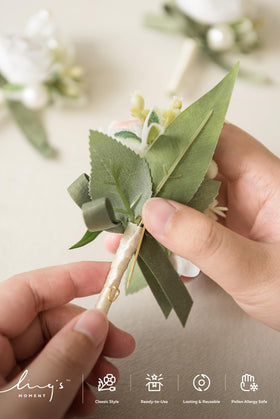 Ling's Moment wedding boutonniere ready-to-pin design simplifies attire coordination
