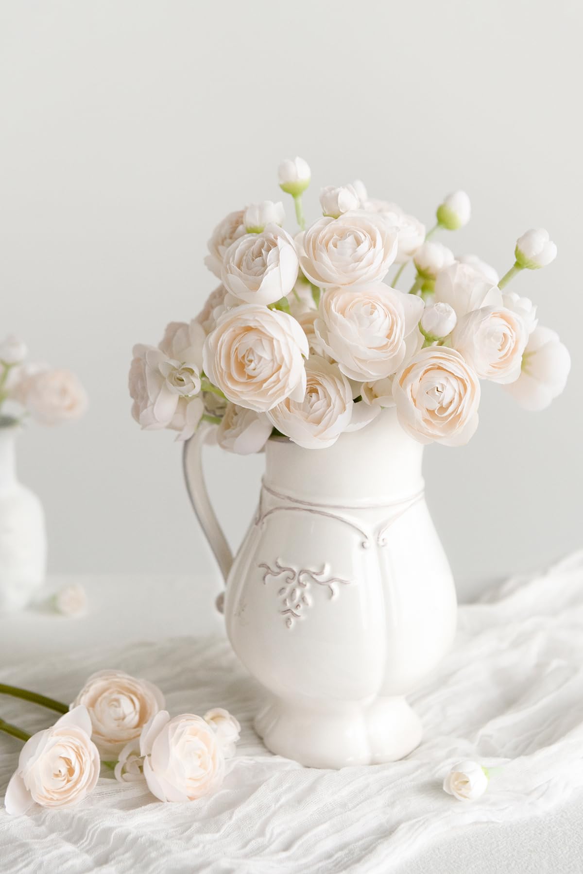 Ling's Moment cream ranunculus silk flower ideal for elegant table centerpieces