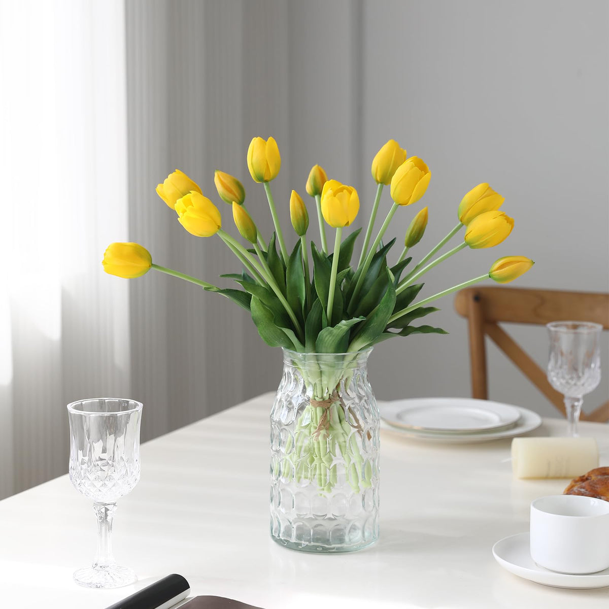 LINSIE outdoor yellow tulips are waterproof and UV resistant for weather-ready decoration.