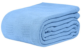 Linteum Textile Hospital Thermal Snagless Blanket blue folded, ideal for hospital bed warmth.