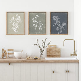 Liswit gift-ready wall art set makes a thoughtful housewarming present.