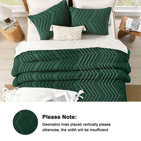 Litanika lightweight polyester fill delivers fluffy warmth without heaviness