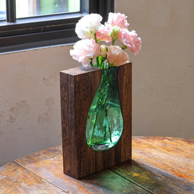 Litivy versatile vase pairs with garden blooms and dried arrangements.