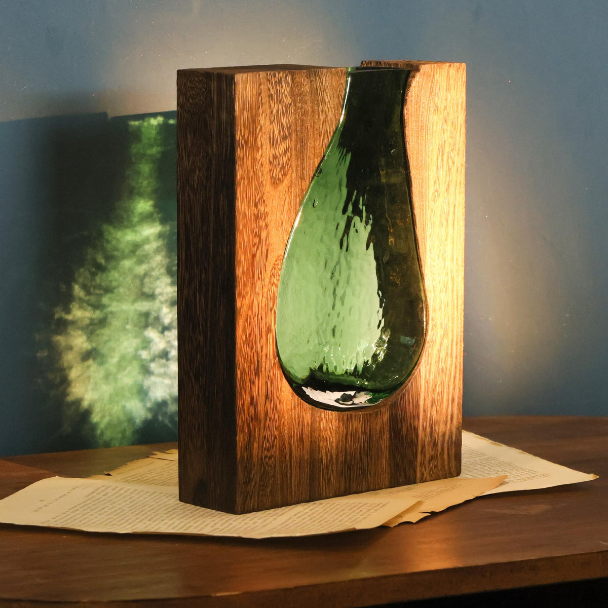 Litivy wood-and-glass-inlay vase highlights elegant centerpieces for any room.
