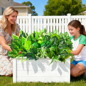 Livole UV-resistant artificial plants: color stays true in sun and rain.