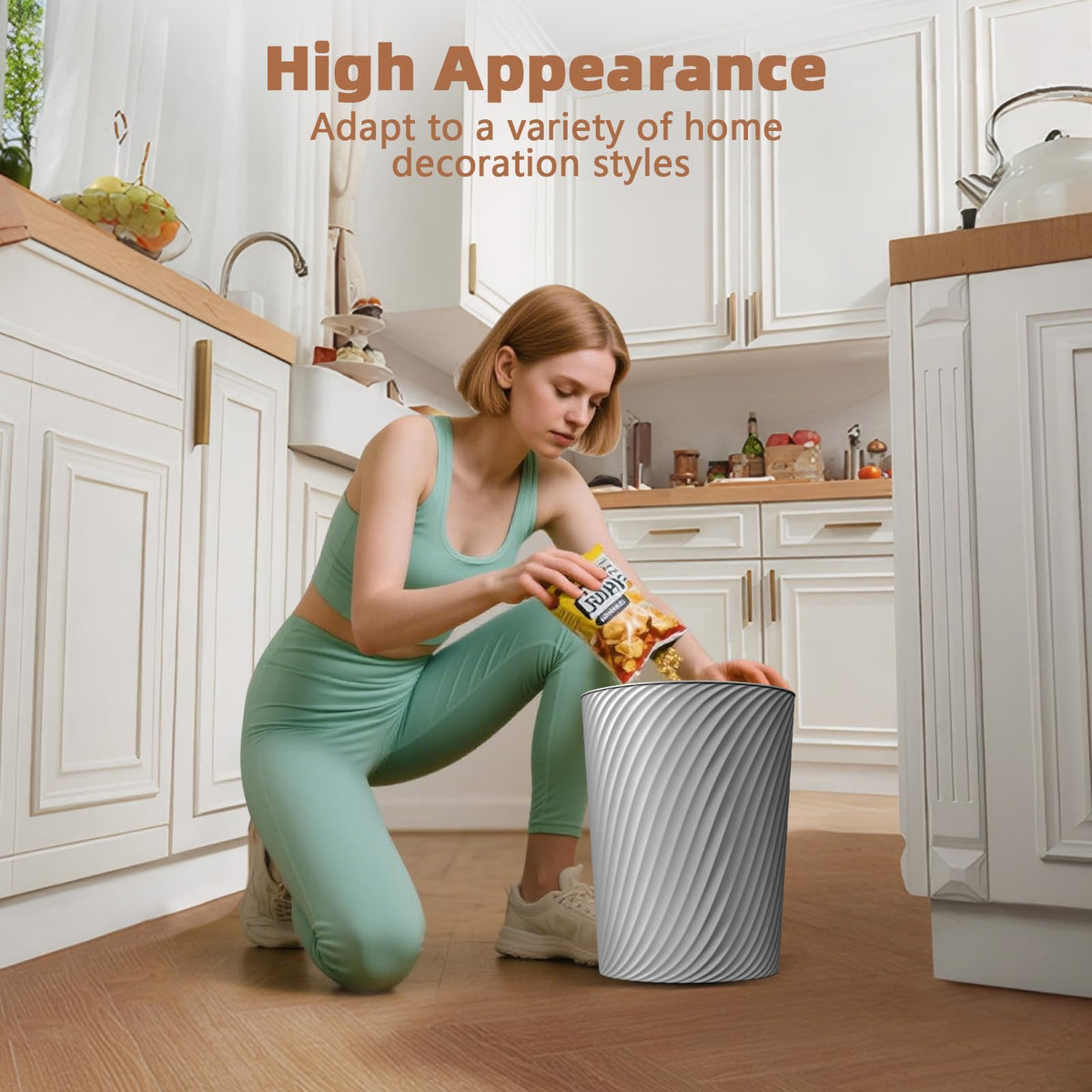 LLNTOU six extra-thick bags included resist leaks and tears.