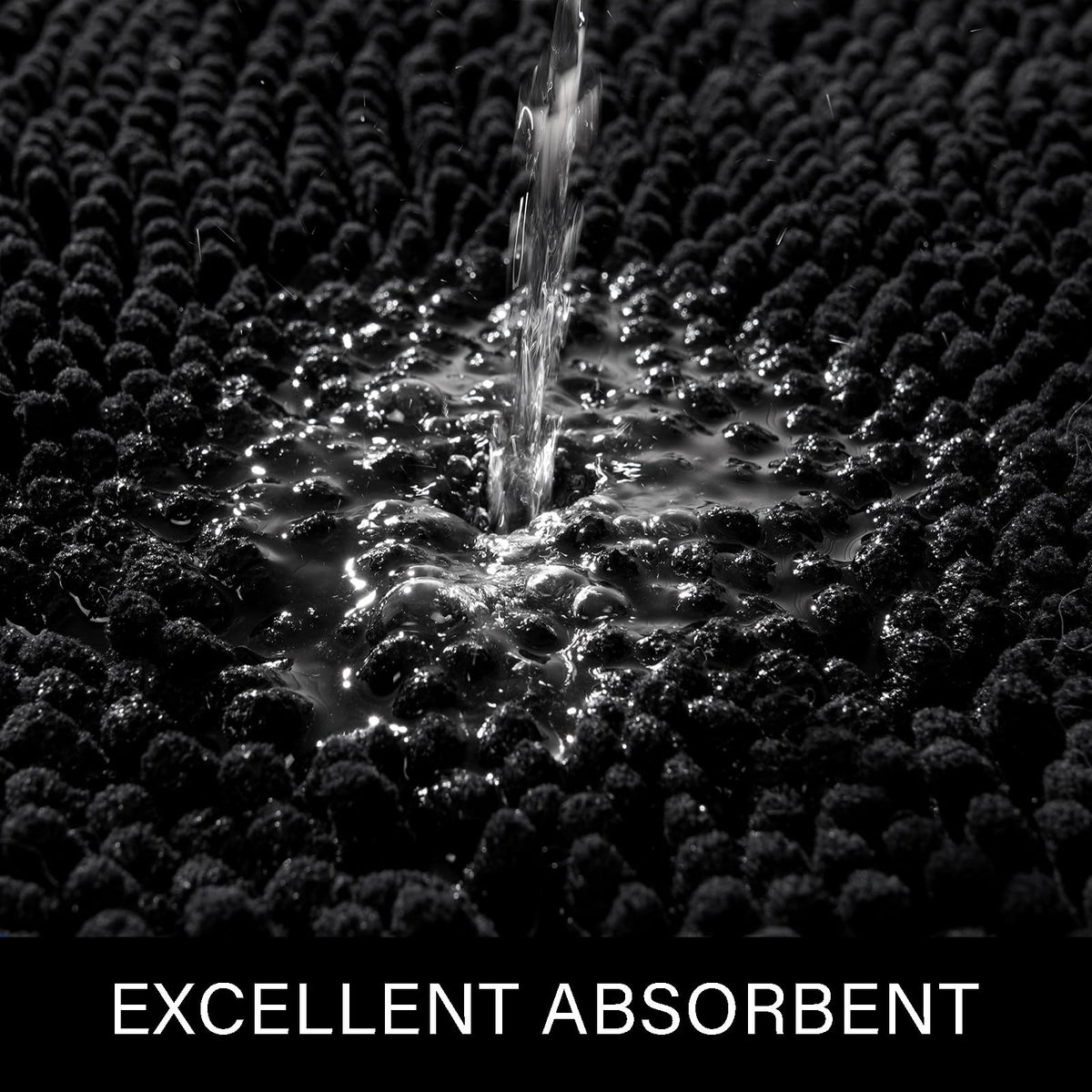 LOCHAS absorbent mat dries feet quickly after showers.