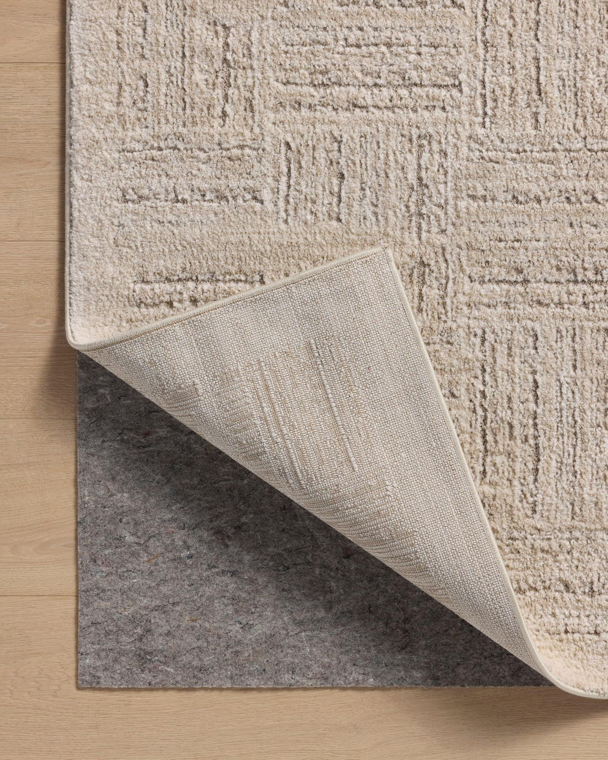 Loloi Amber Lewis Monty rug five-foot-three-inch by seven-foot-six-inch size.