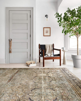 Loloi Layla Lay-03 low-pile texture makes cleaning easier in high-traffic areas.
