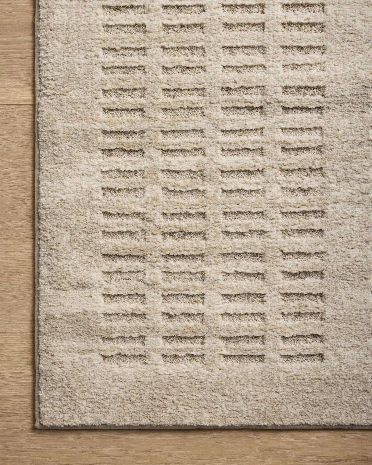 Turkey-made polyester construction offers durable, easy-care performance