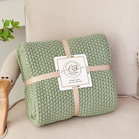 Longhui Bedding chunky knit blanket 51x63 inches in soft green versatile warmth