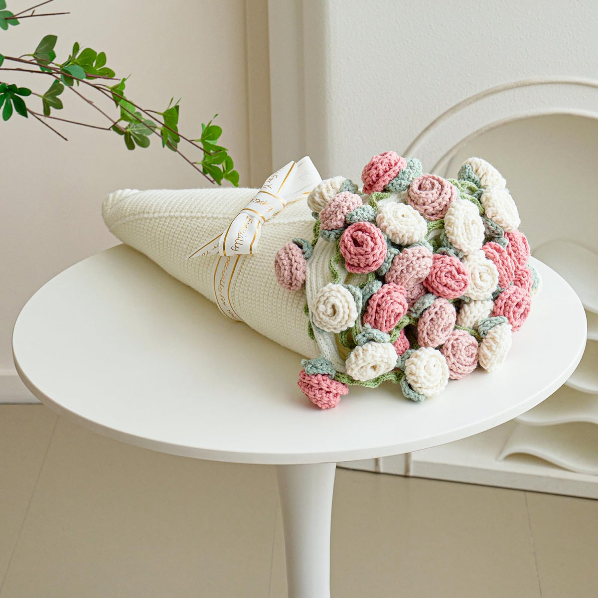 Longhui Bedding crochet rose bouquet throw blanket, cozy decorative piece perfect for couch or bed