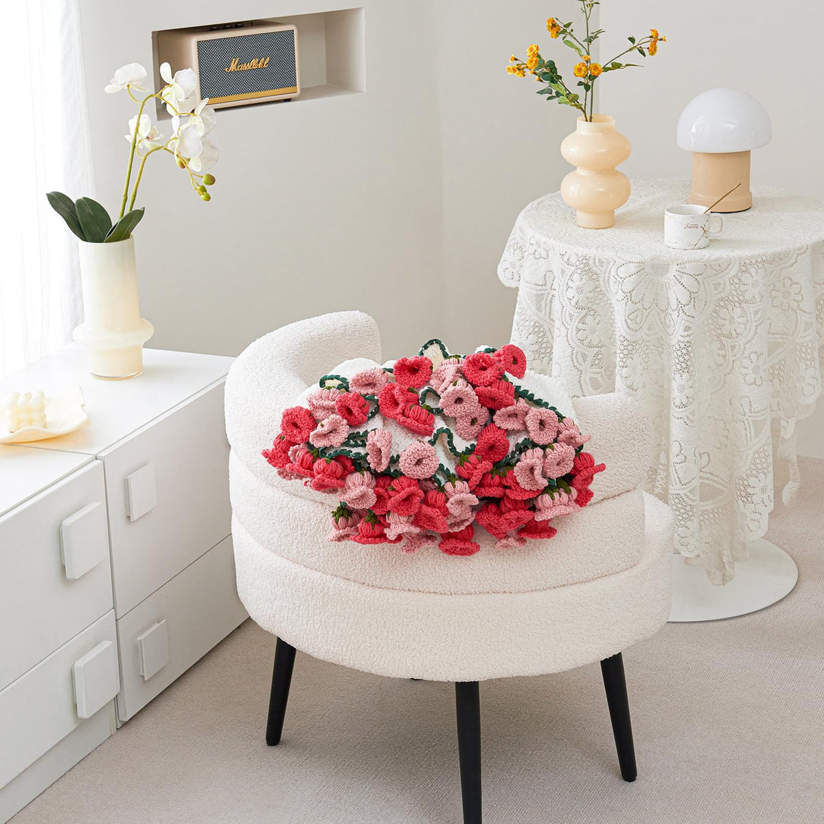Longhui Bedding flower bouquet fringe detail enhances playful texture and romance.