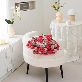 Longhui Bedding flower bouquet fringe detail enhances playful texture and romance.