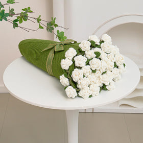 Longhui Bedding Lily Bouquet Throw in hand crochet style displayed as an inviting living room centerpiece