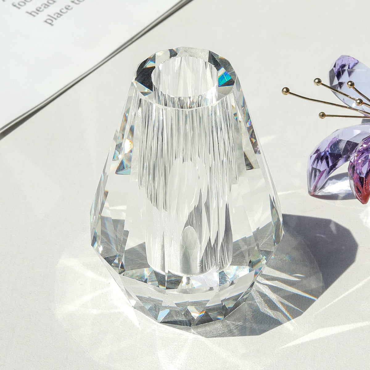 LongWIN gift-ready crystal lily box for special occasions.