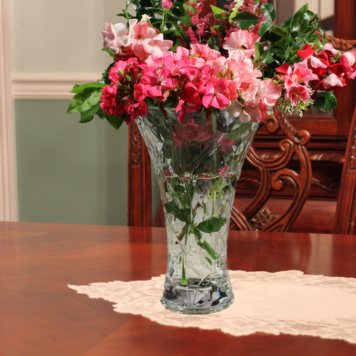 Heavy, durable glass vase suited for busy homes, shops, and dining spaces
