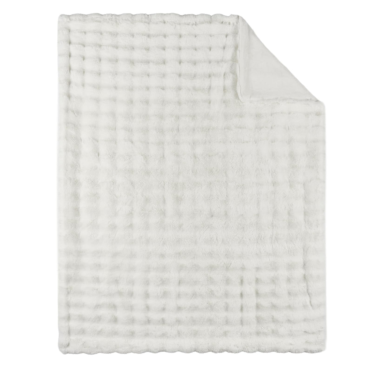 Lotus Karen machine-washable faux fur blanket for easy care
