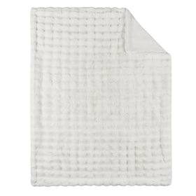 Lotus Karen machine-washable faux fur blanket for easy care
