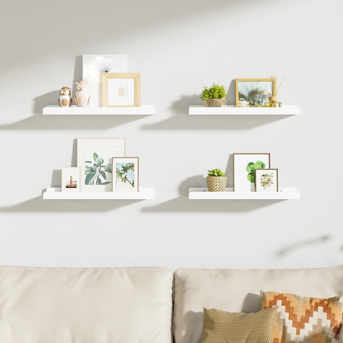 Love-KANKEI wall-mounted shelves installed with front screws for sturdy mounting