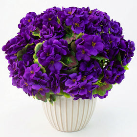 Lovemoon eight-piece geranium set ready for quick arrangement.