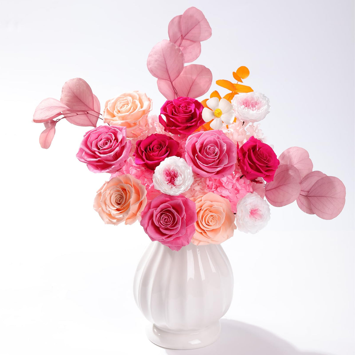 Lovenfold no-water roses suitable for maintenance-free display