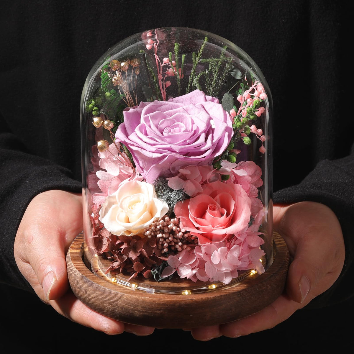 Lovenfold preserved blooms garden essence without watering.