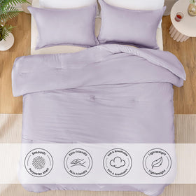Love's cabin 240gsm down-alternative warmth closeup demonstrates lightweight all-season comfort.