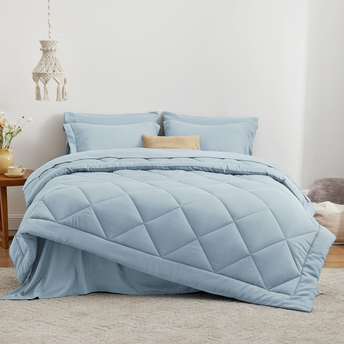 Love's cabin 5-piece bedding in a bag includes all essentials for a coordinated bed.