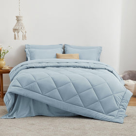 Love's cabin 5-piece bedding in a bag includes all essentials for a coordinated bed.