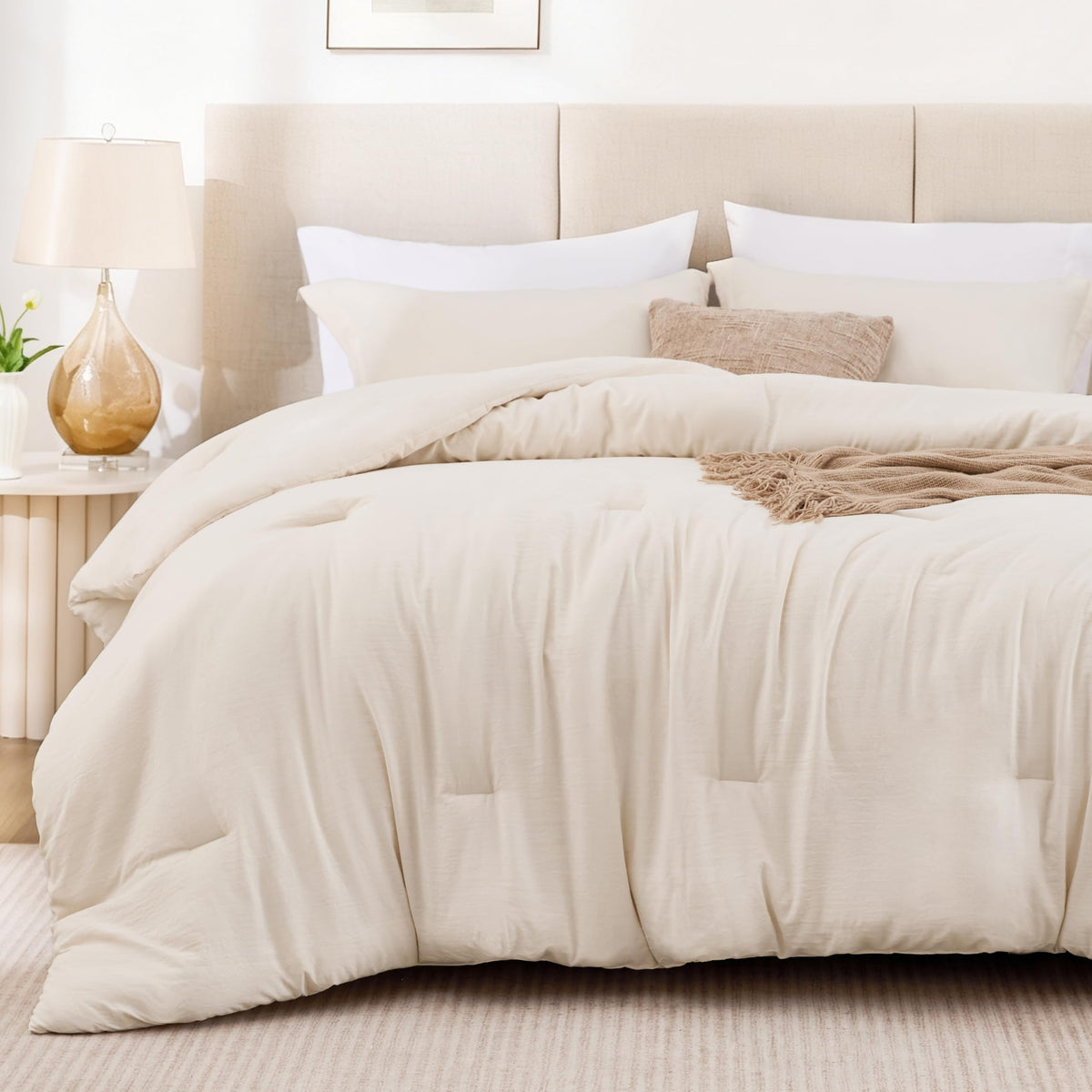 Love's cabin beige queen comforter set pillowcases 20x26 with neat envelope edge