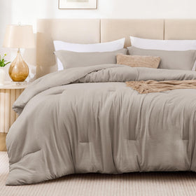 Love's cabin Burlwood comforter set with pillowcase for a coordinated look