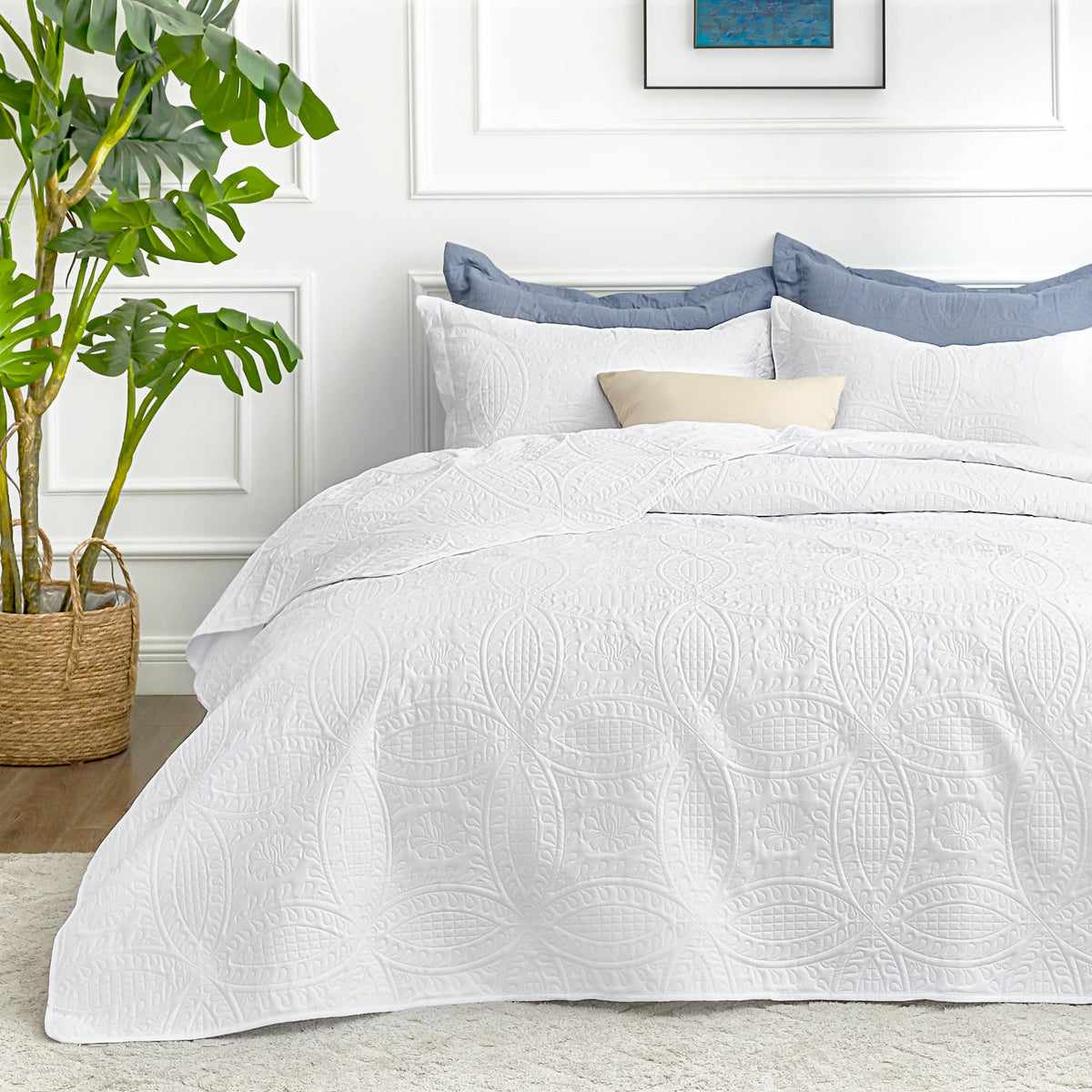 Love's cabin coin-pattern stitching adds texture and durability for year-round comfort.