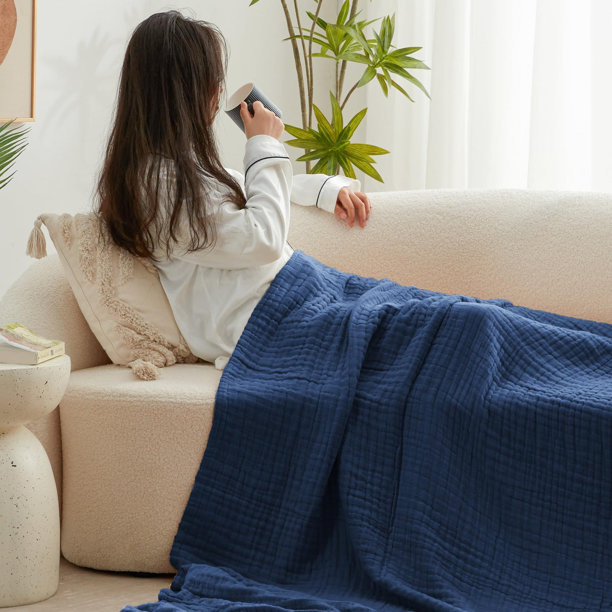 Love's cabin muslin blanket king-size 108x90 inches blue
