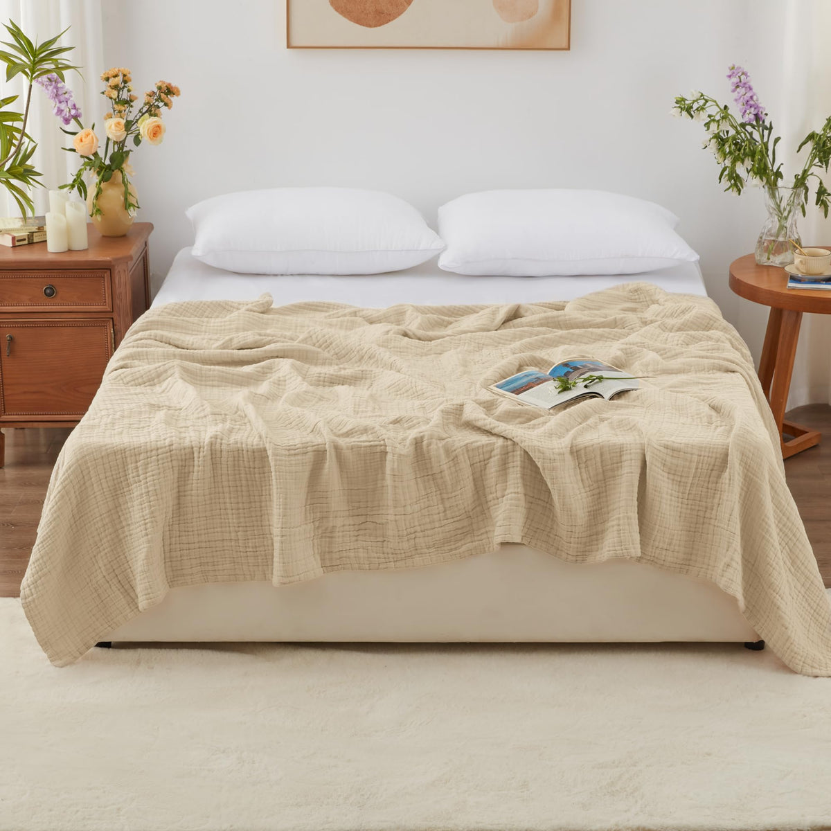 Close-up of Love's cabin muslin blanket texture, showcasing soft cotton surface