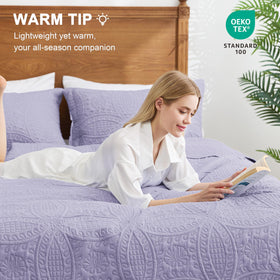 Love's cabin 3-piece quilt set packaging displayed for gifting.