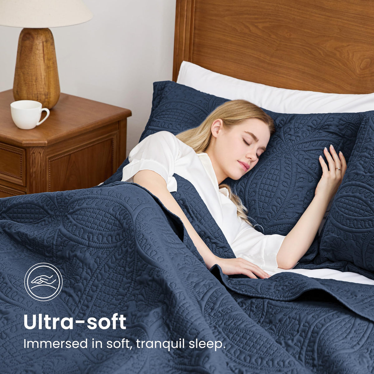 Love's cabin soft-brushed polyester fabric for long-lasting comfort.